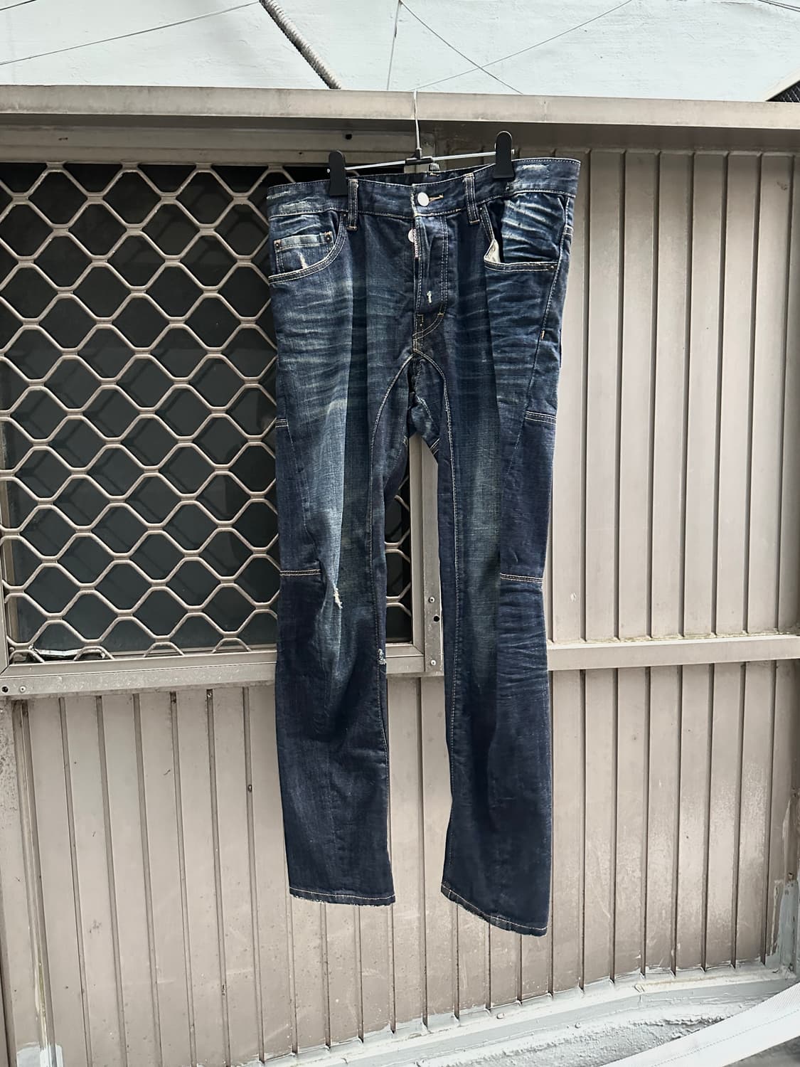 Dsquared2 denim destroyed jeans  상품이미지1
