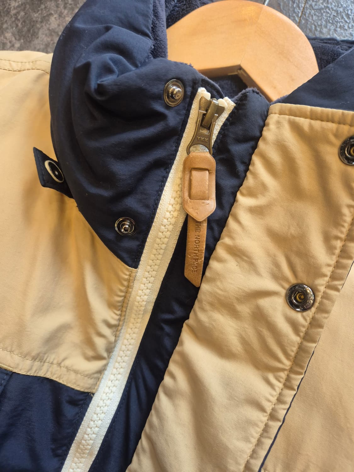 노스페이스 남여공용 패딩 자켓 95(M) 상품이미지4