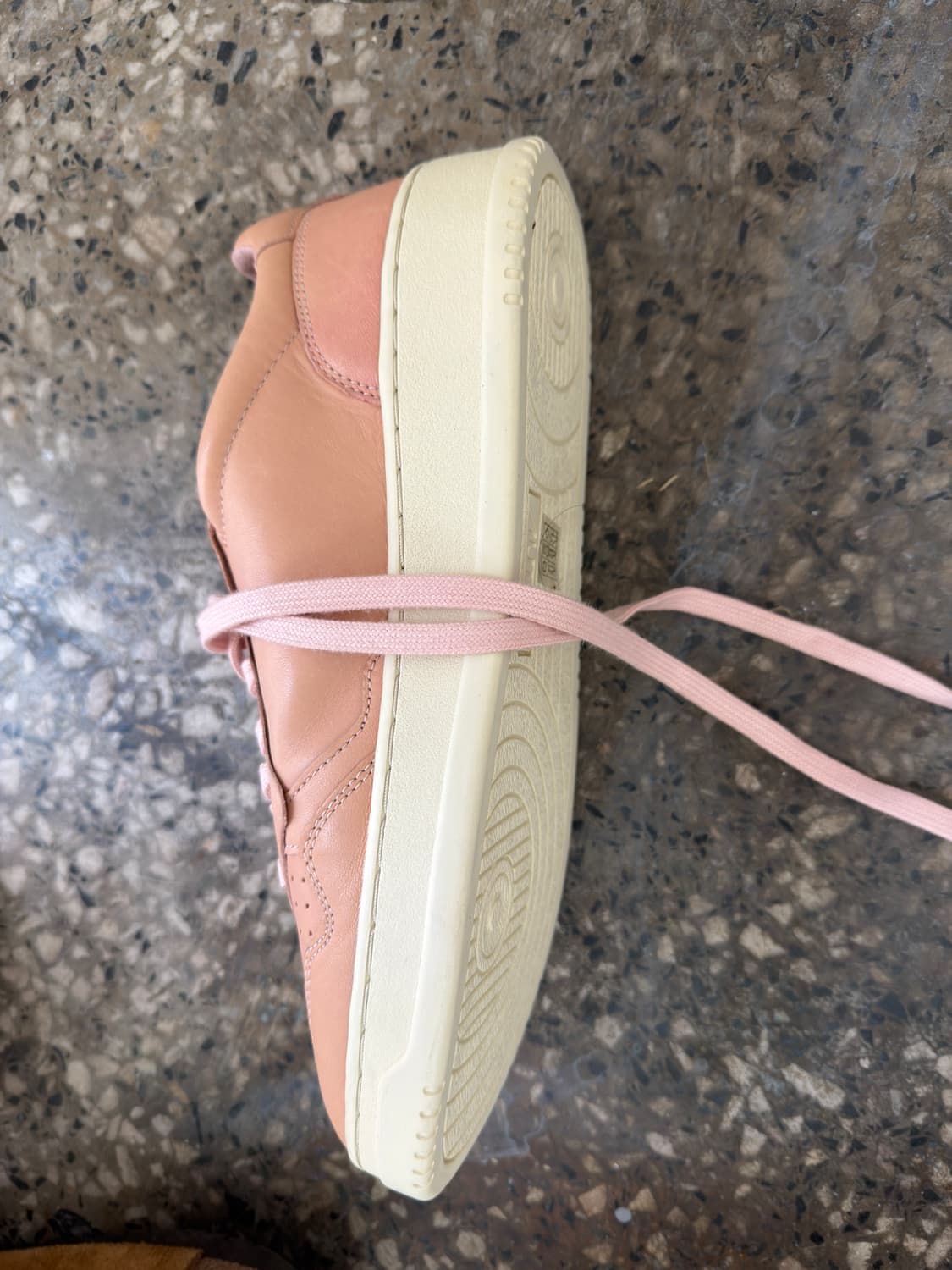 Autry 스니커즈 새것 상품이미지4