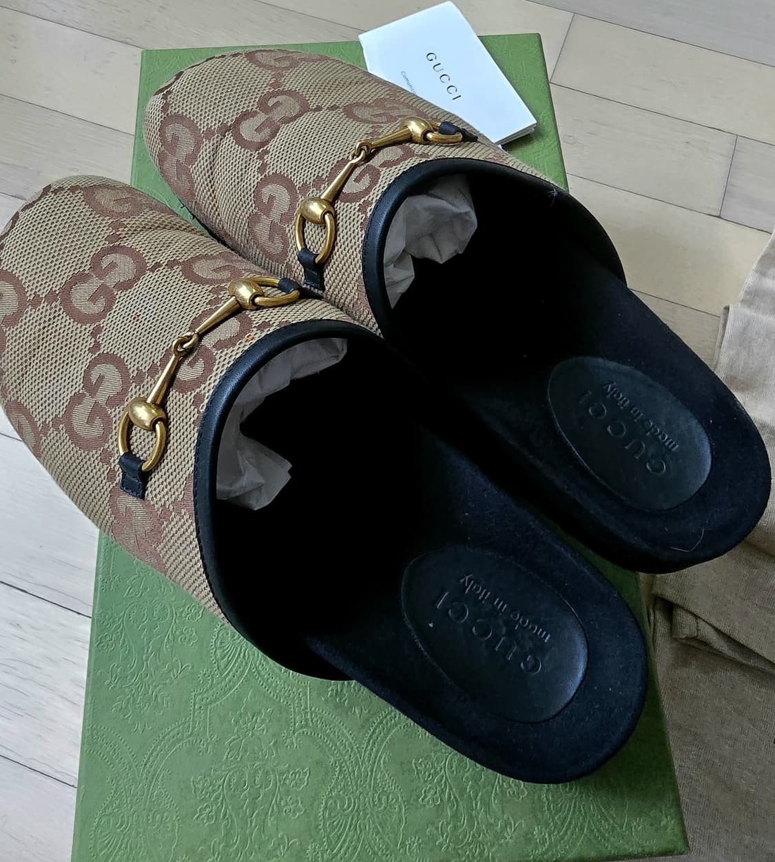 구찌 남성맥시 gg슬립온  2023 F/W693281 상품이미지4