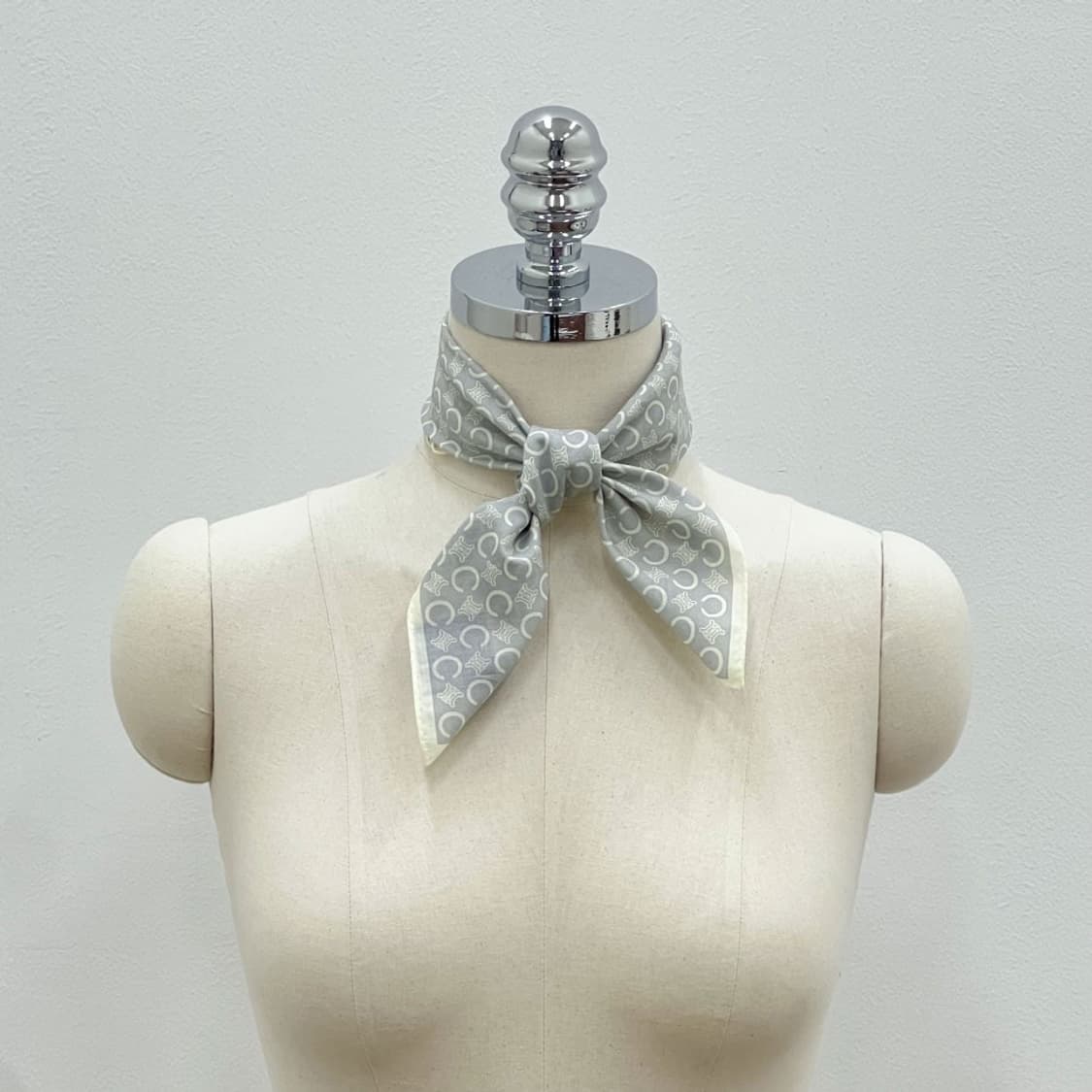 (새상품) celine / 셀린느 쁘띠스카프 손수건 상품이미지7