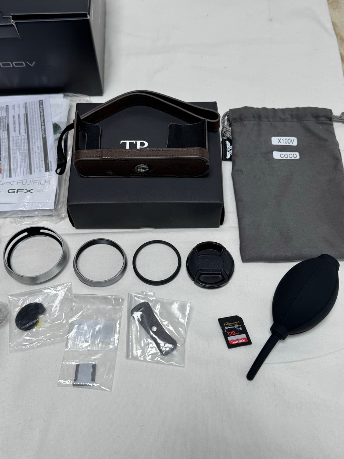 후지필름 X100V 실버 / S급 상태 풀박스 (9700컷)  상품이미지4