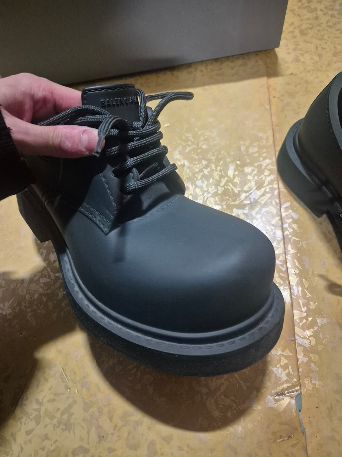 발렌시아가 스테로이드 더비 40 다크 그린 상품이미지2