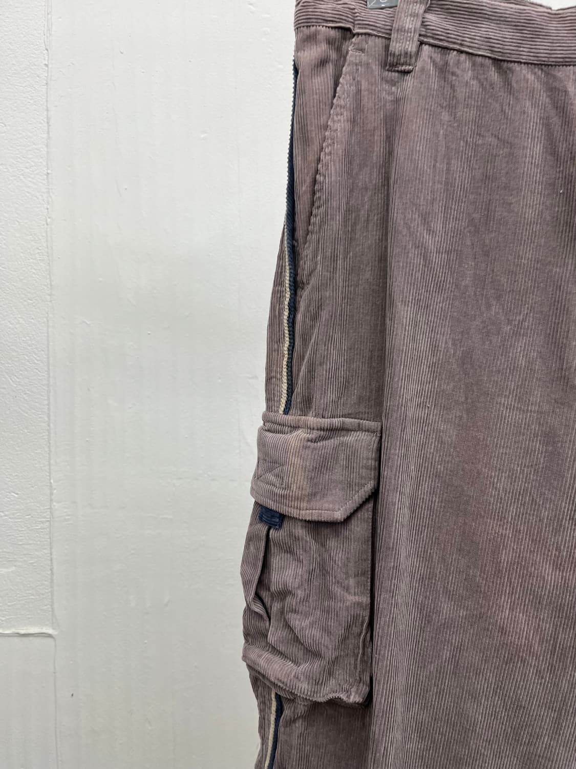 33) OLD VANS CORDUROY CARGO PANTS 상품이미지2