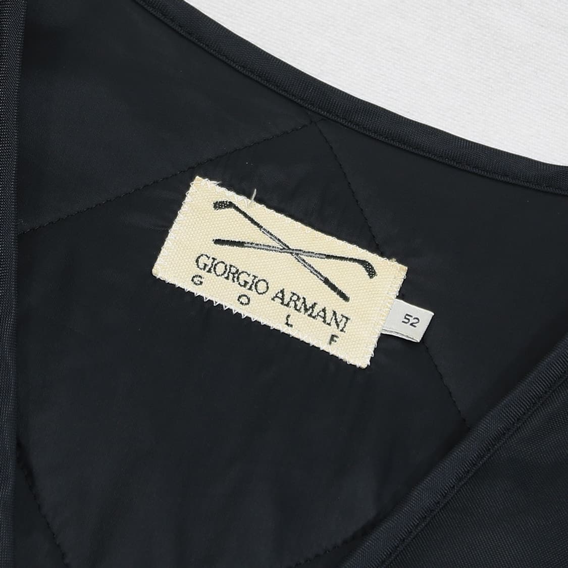 (착용컷) GIORGIO ARMANI GOLF 베스트 (남성용 105) 상품이미지5