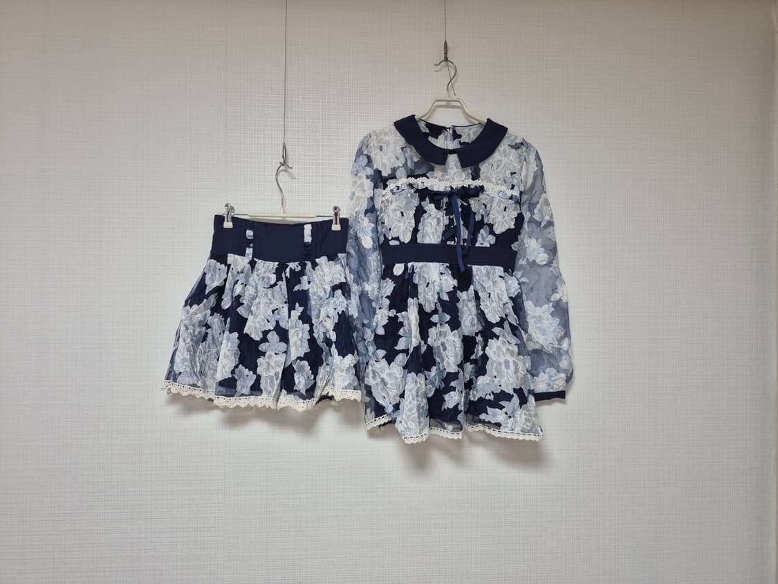 리즈리사 히메갸루 블루플로럴 레이스업 셋업 상품이미지1