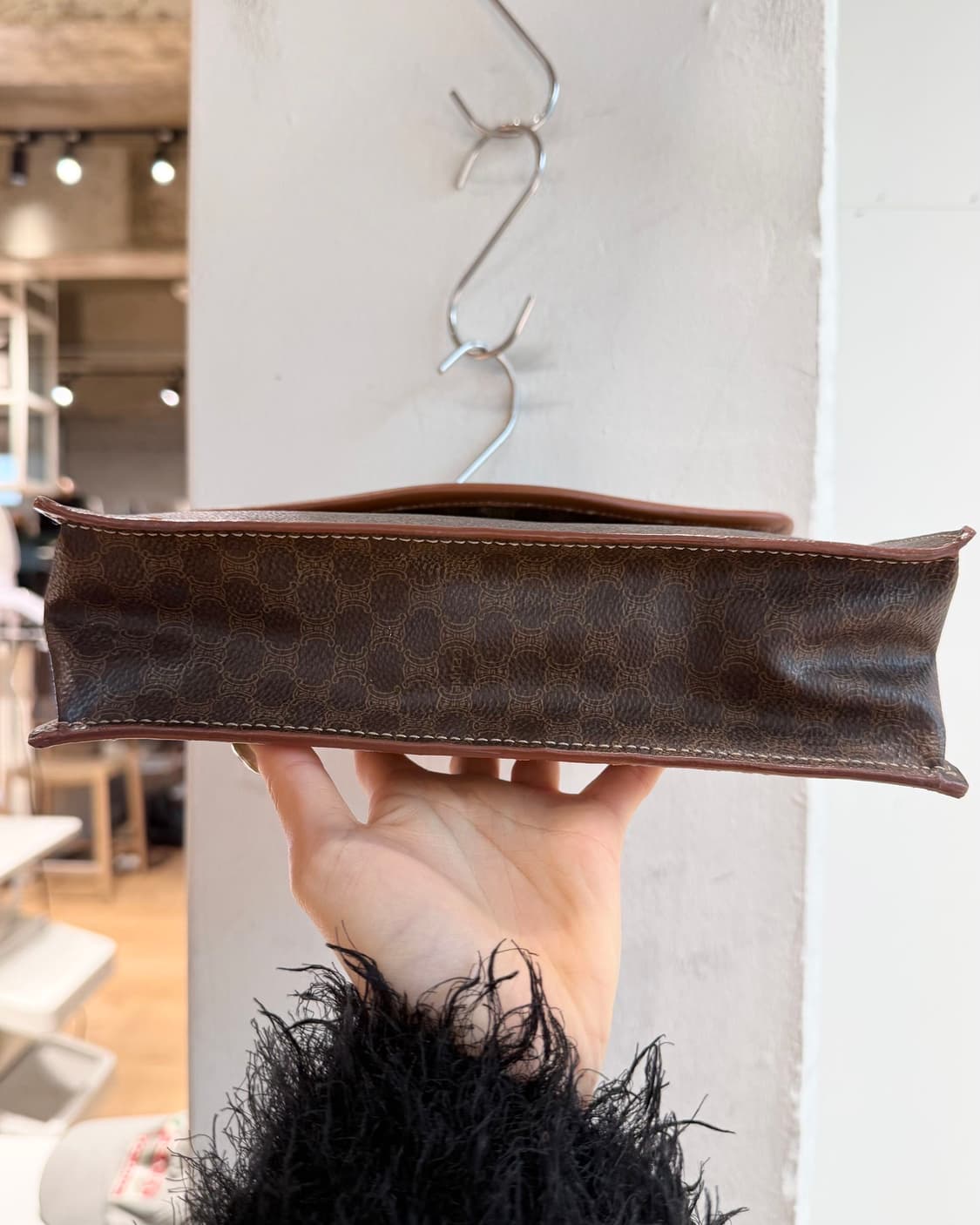셀린느 브라운 마카담 탑 핸들백  상품이미지7