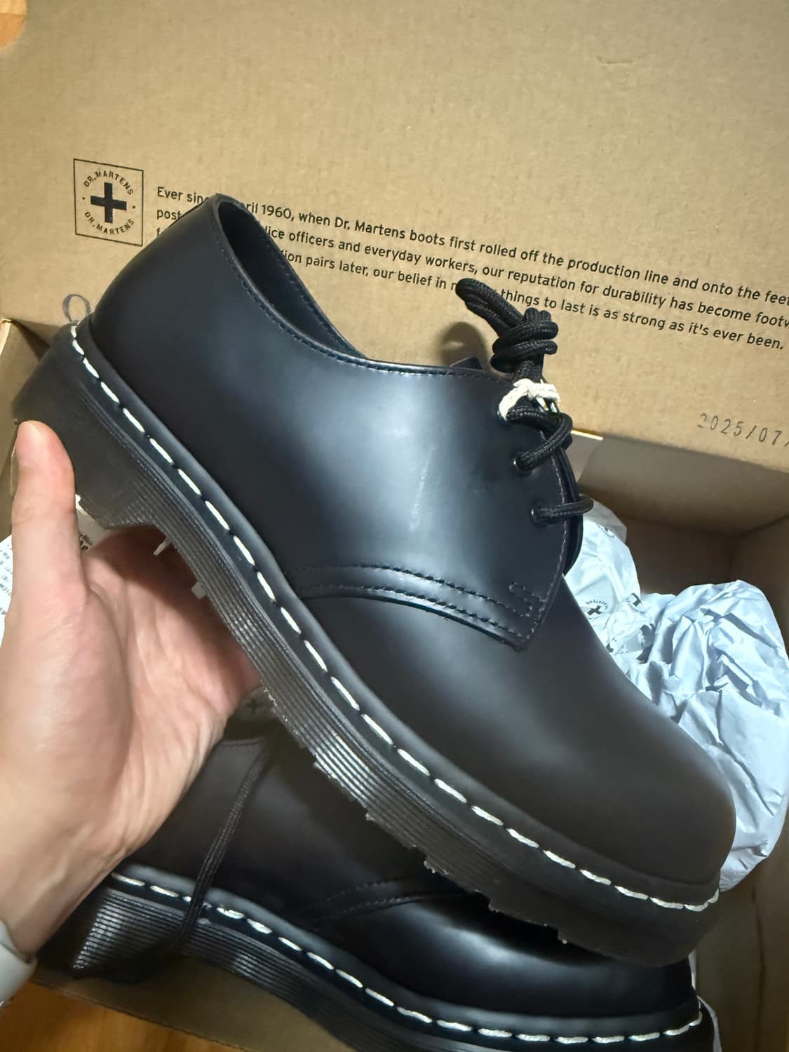 260사이즈 닥터마틴 1461 화이트스티치 24757001 상품이미지1