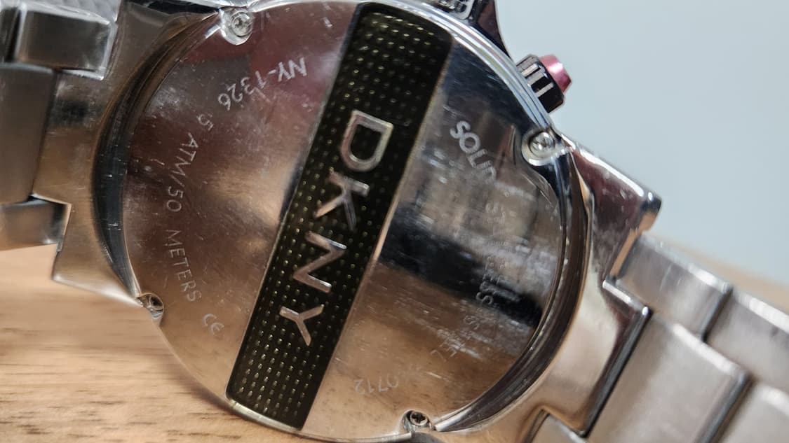 # DKNY 디케이엔와이 빈티지 크로노 남성명품 메탈시계 급처 상품이미지10