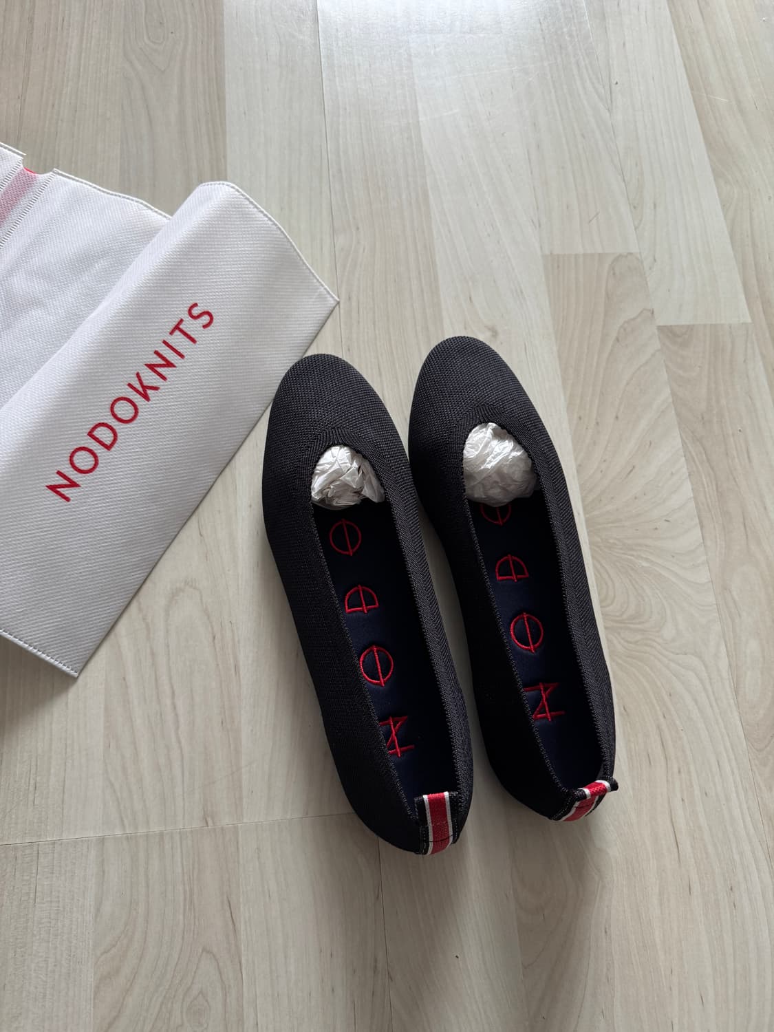 노도니트 NODOKNITS 플랫 라운드 블랙 235 상품이미지1