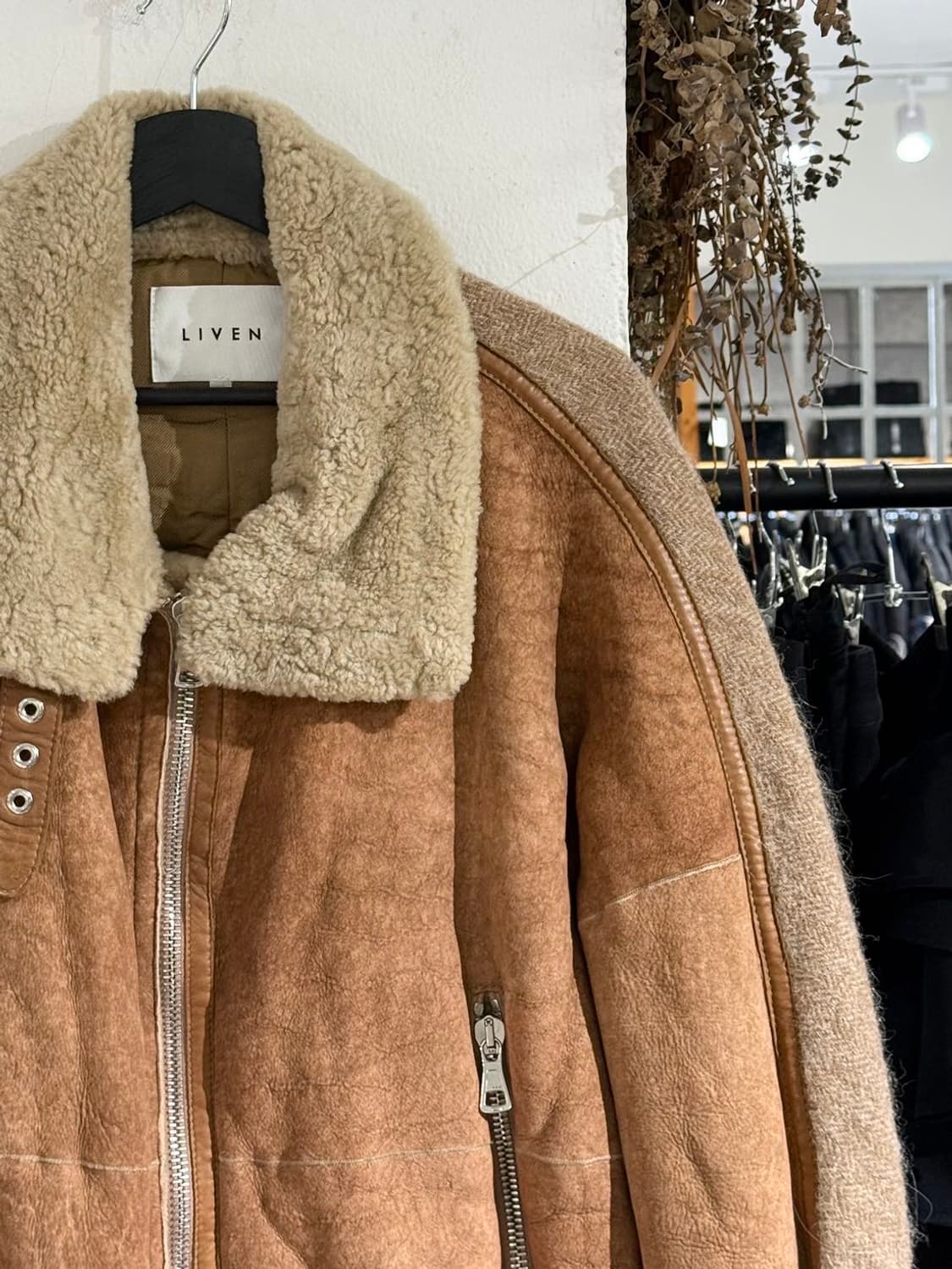 리븐 브라운 램스킨 무스탕 자켓 상품이미지4