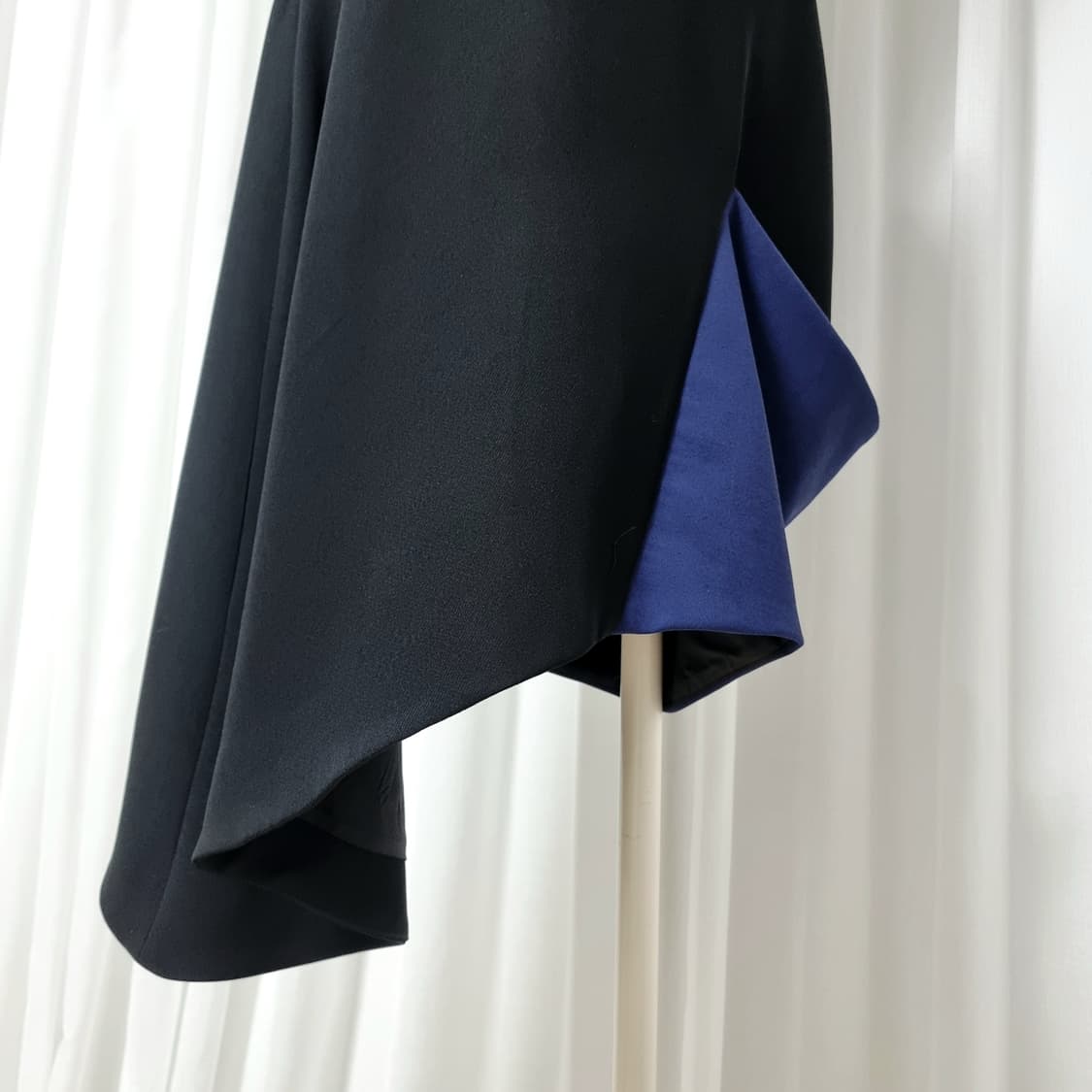 JW Anderson 컬러블록 웨이비 언발란스 스커트 (UK8) 상태최상 상품이미지10