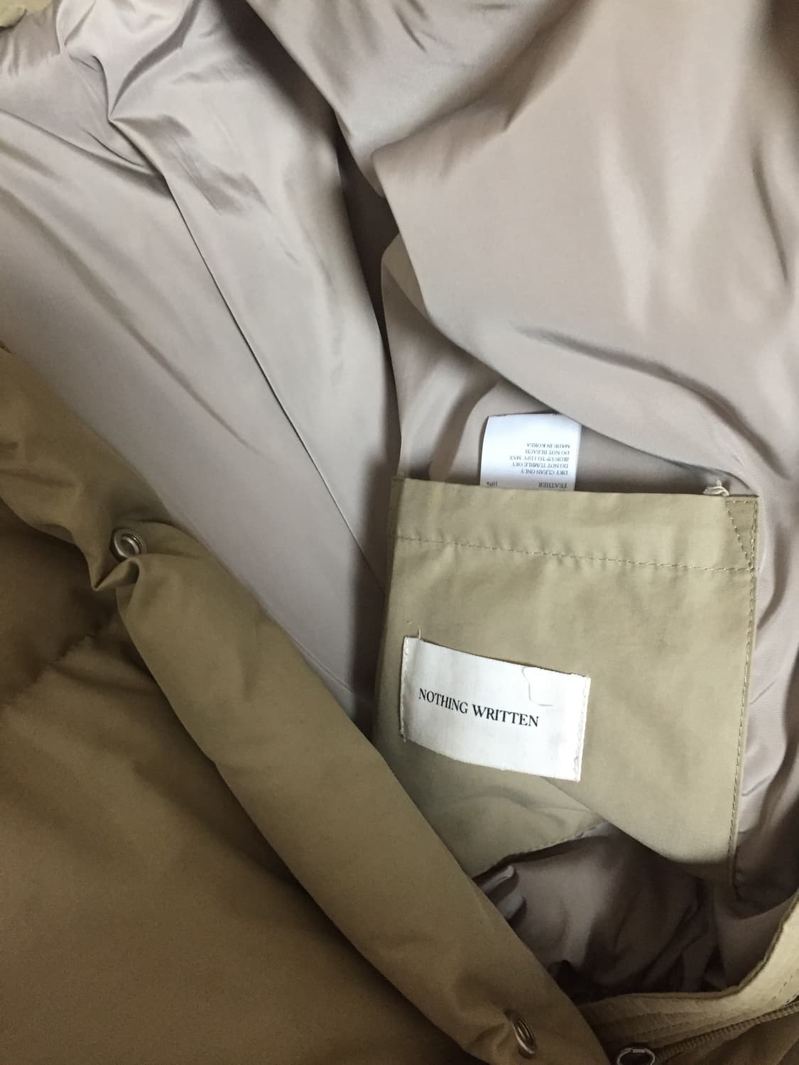 (베이지)낫띵리튼 Pebble cropped puffer 패딩 상품이미지6