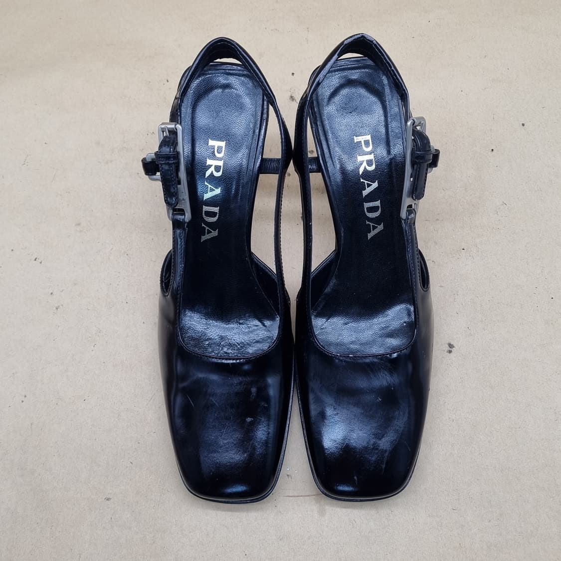 프라다 에나멜 샌들 36 230 굽9 상품이미지2