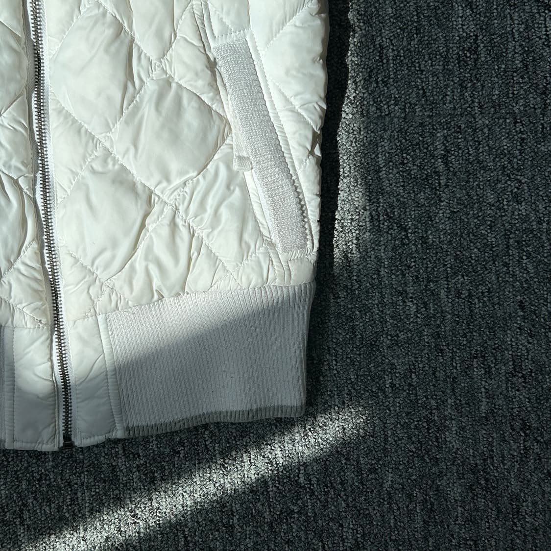 타미힐피거 화이트 퀄팅 패딩 베스트 상품이미지3