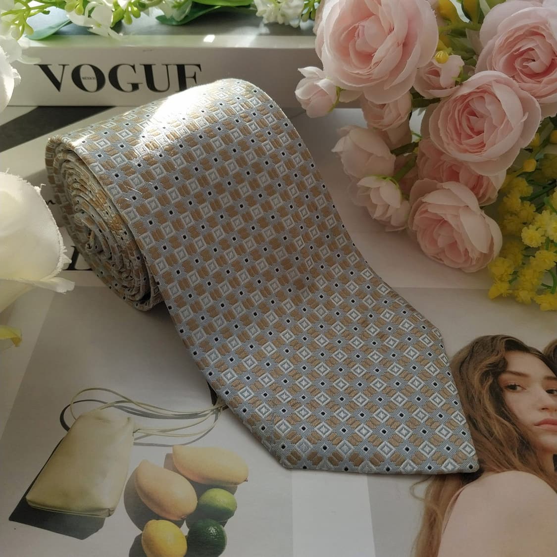 휴고 보스 실크 스카이블루 패턴 넥타이 8.5cm A+등급 K1902
 상품이미지3