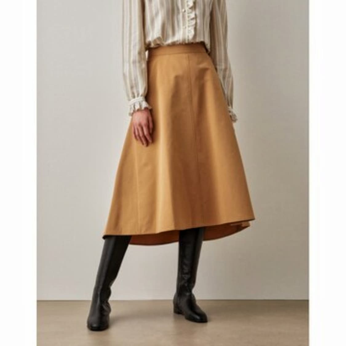 바네사브루노 아떼 22 플레어 스커트 상품이미지1