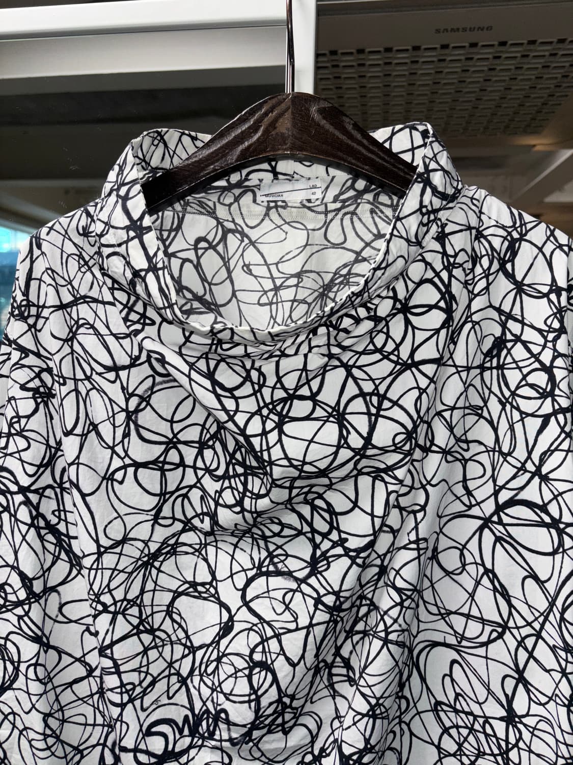 라드 뮤지션 카울넥 셔츠 상품이미지5