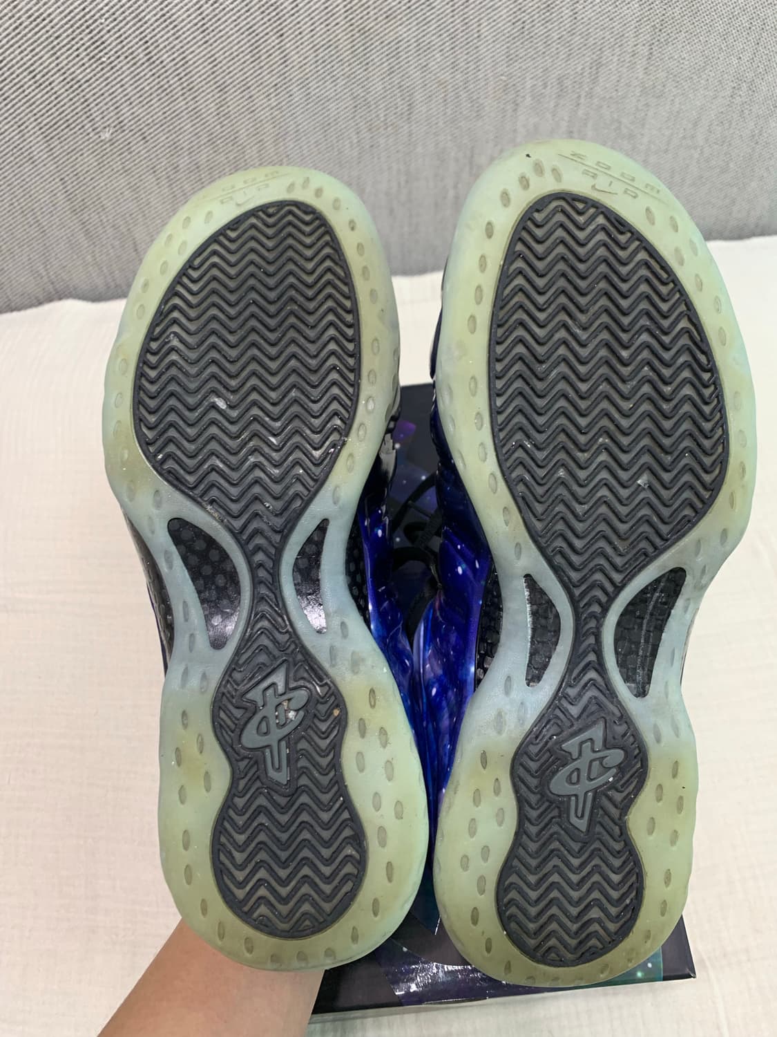 [305] 나이키 에어 폼포짓 원 갤럭시 상품이미지4