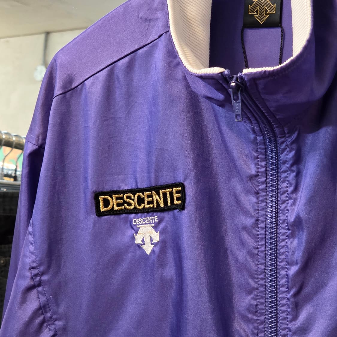 JPN 데상트 올드스쿨 퍼플 바람막이 봄버 상품이미지3