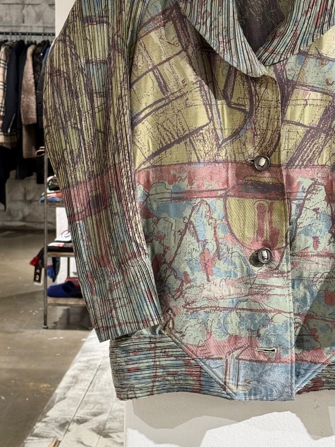 이세이미야케 페테 멀티컬러 프린팅 플리츠 자켓 상품이미지4