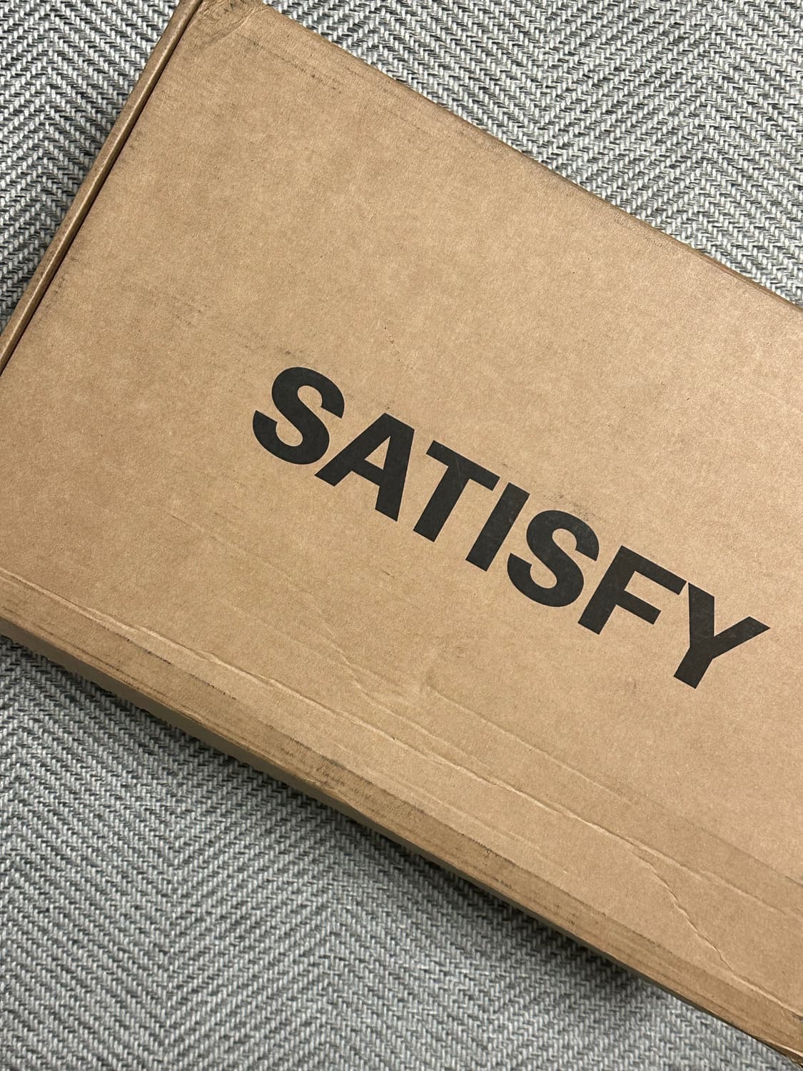 새티스파이 더라커 쉐도우 230 상품이미지3