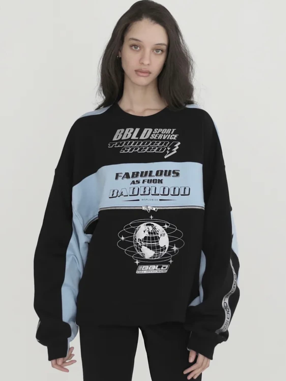 배드블러드 패뷸러스 스포츠 맨투맨 - 블루/블랙 상품이미지1