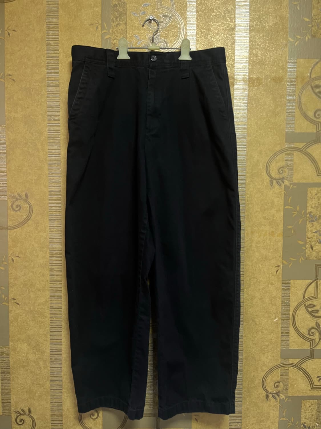 Uniqlo U라인 와이드핏 치노팬츠 블랙 82cm 상품이미지2