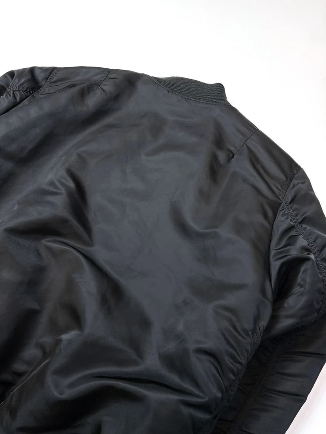 알파 인더스트리 MA-1 플라이트 재킷 PN5516 상품이미지4