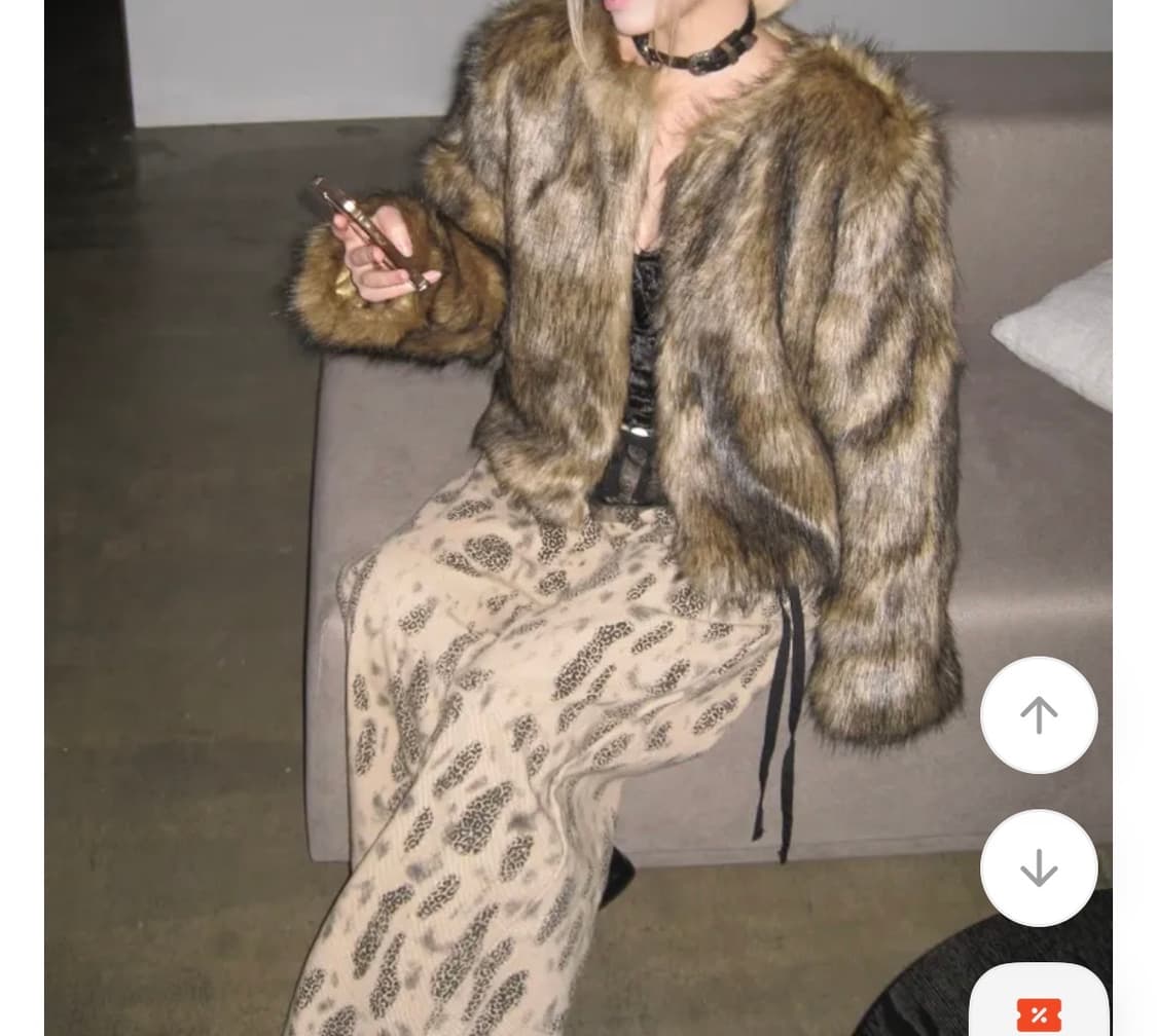 블랙브라운 세미크롭 퍼 자켓 상품이미지1