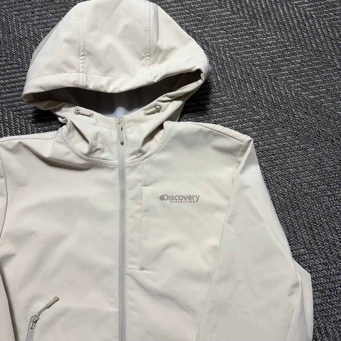 디스커버리 아이보리 후드 바람막이(85) 상품이미지3