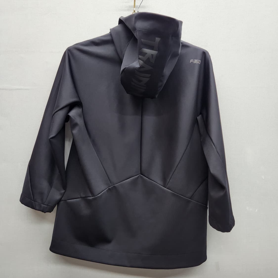 데상트 로고 기능성 후드 바람막이 S(L) 상품이미지4