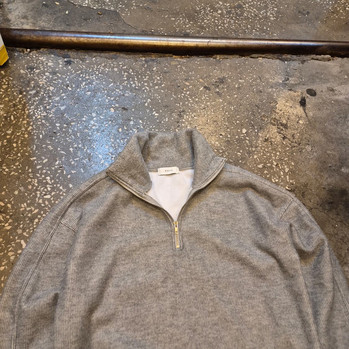 FREE 그레이 하프집업 니트맨투맨  상품이미지5