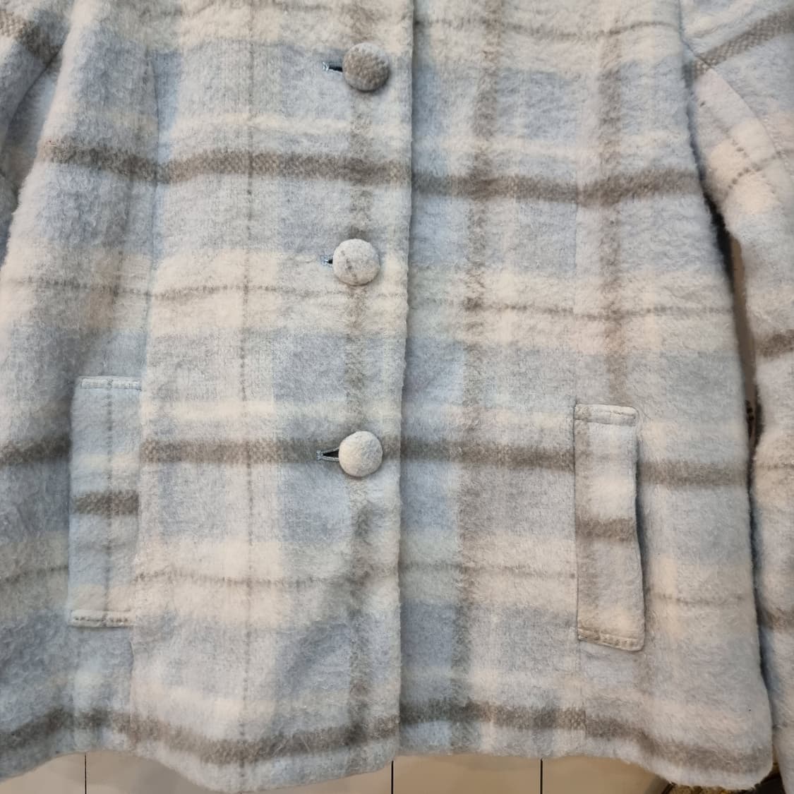 사각카라 포근 체크 숏코트 상품이미지2