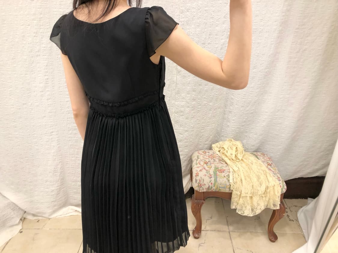 black pleats ops 상품이미지3