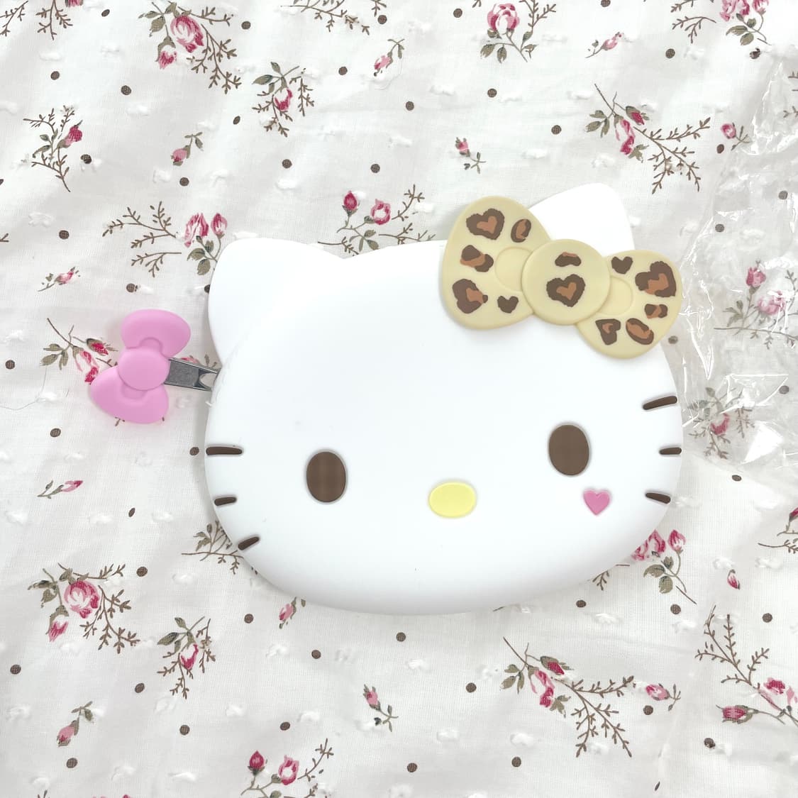 Hello kitty 헬로키티 실리콘 파우치 갸루키티 호피키티 파우치 상품이미지3