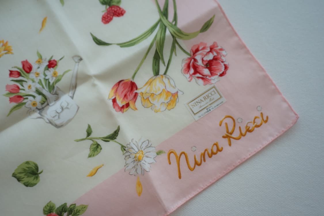 니나리치 손수건 상품이미지3