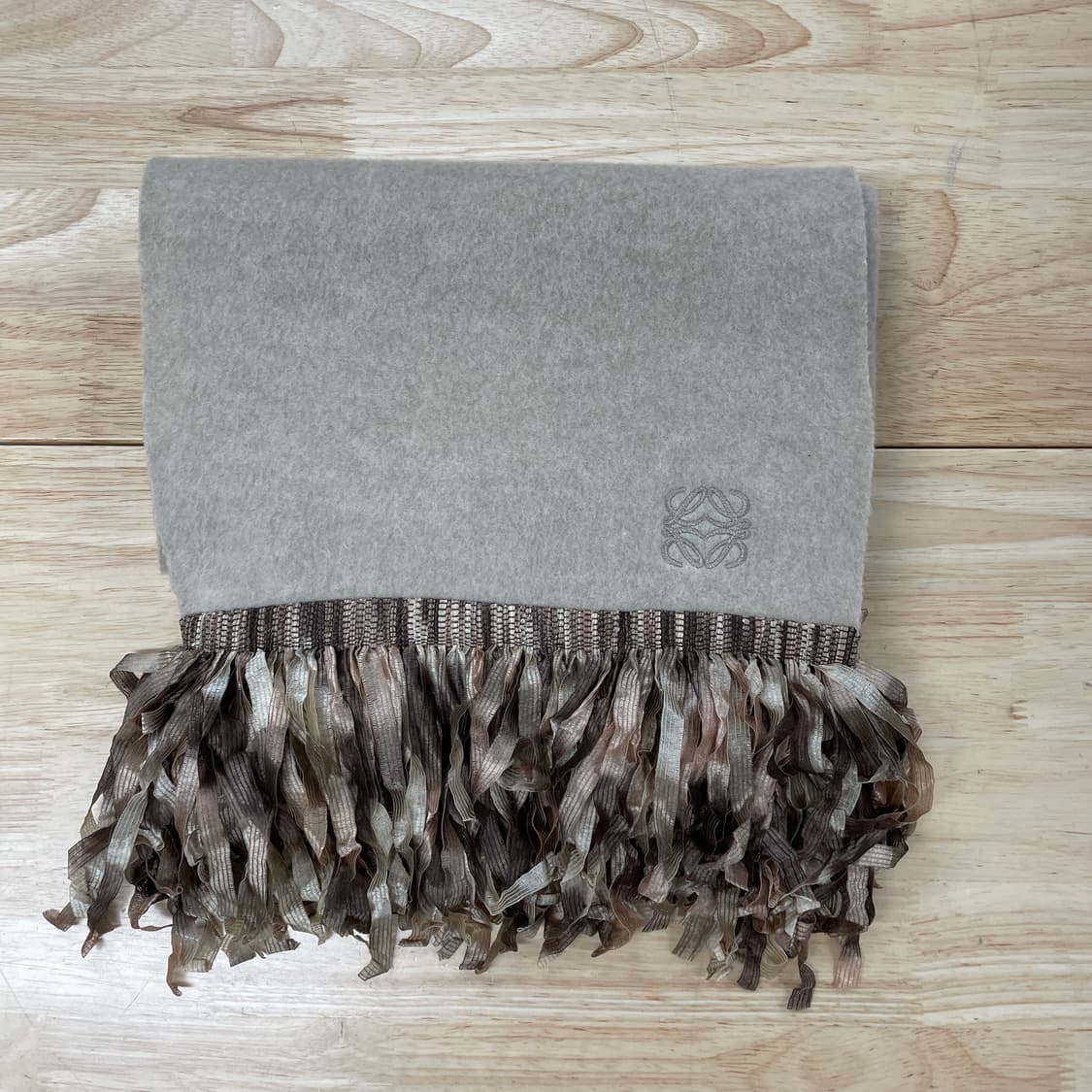 로에베 머플러 상품이미지2