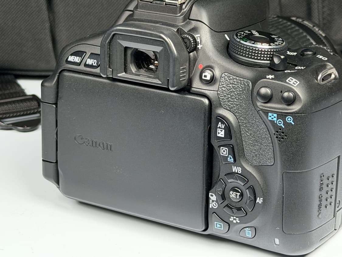 캐논 EOS 600D DSLR 카메라 209컷 상품이미지6