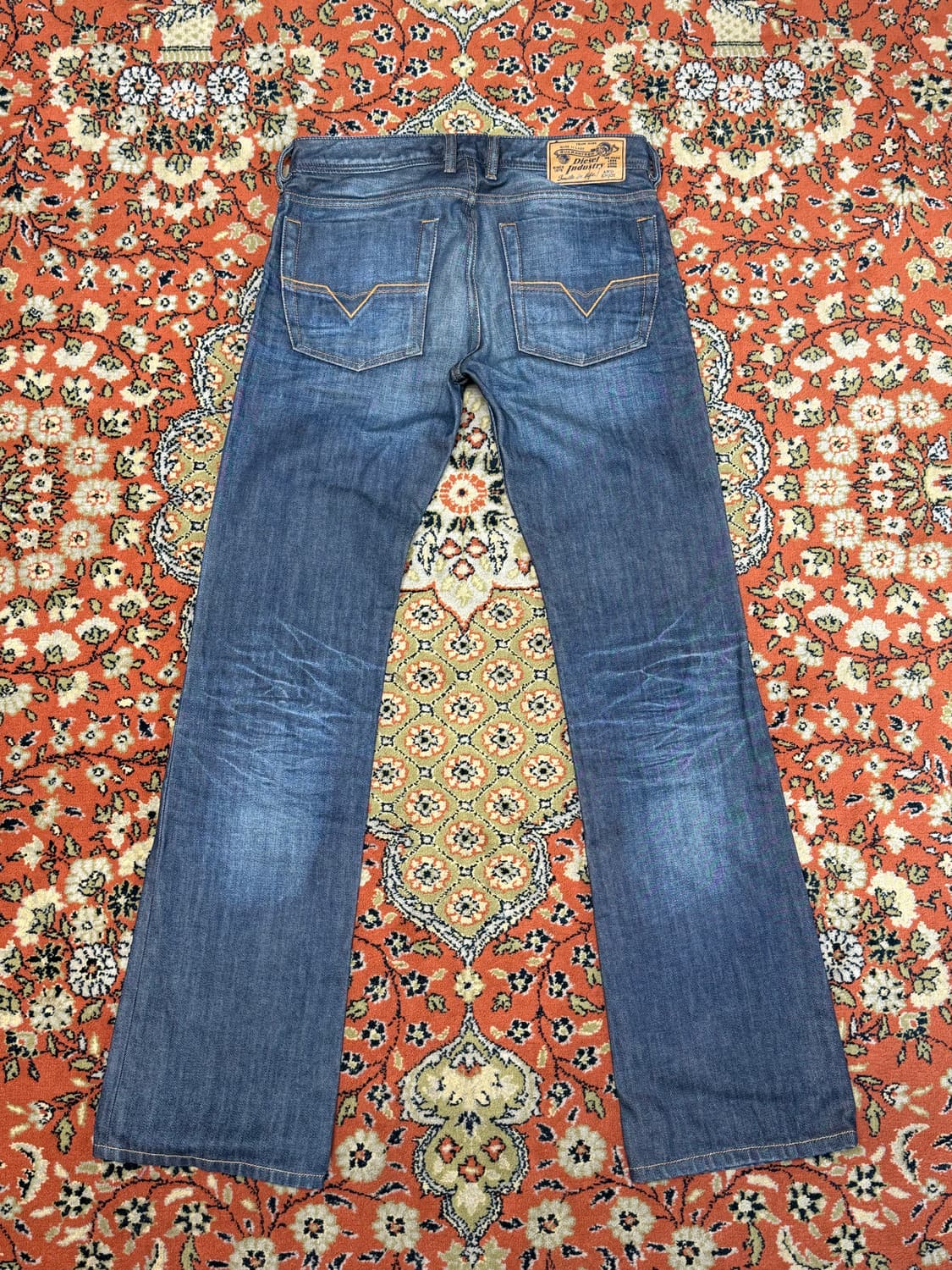 디젤 자티니 0073N 부츠컷 플레어진 데님팬츠 28x32 상품이미지2