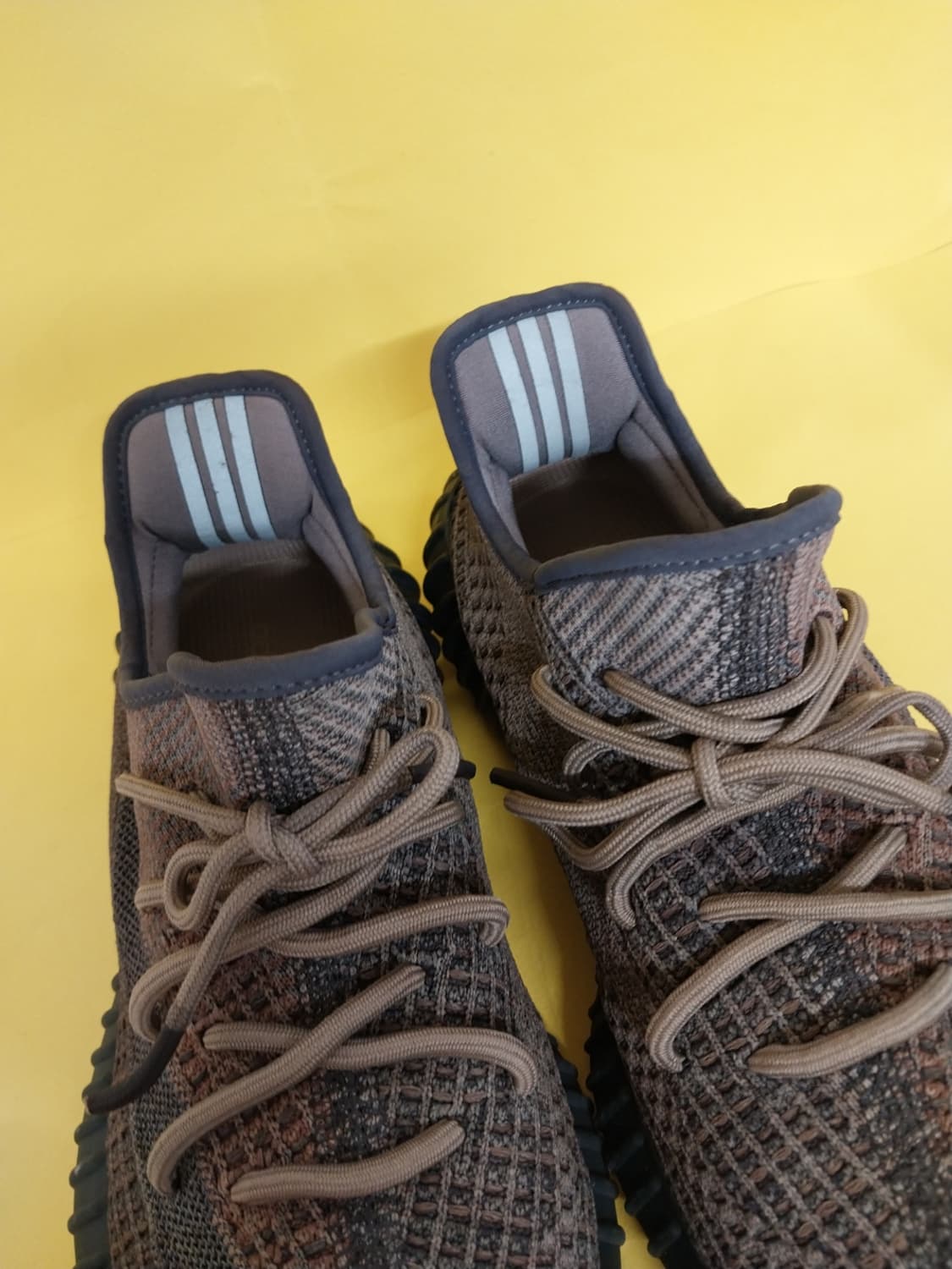 남성 아디다스 이지부스트 350 V2 운동화 (270) 상품이미지5