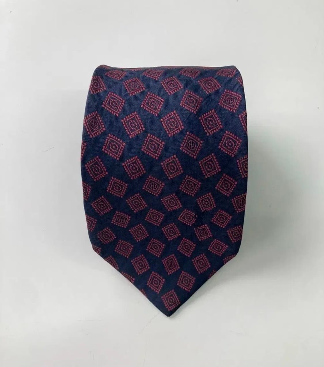 입생로랑 넥타이 상품이미지8