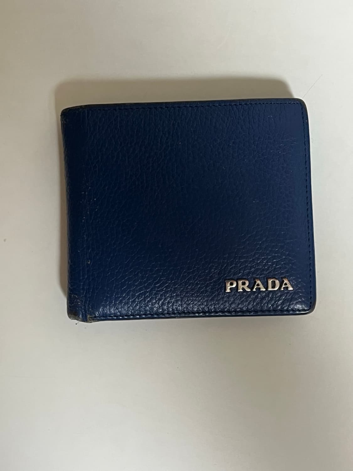 프라다 지갑 상품이미지1