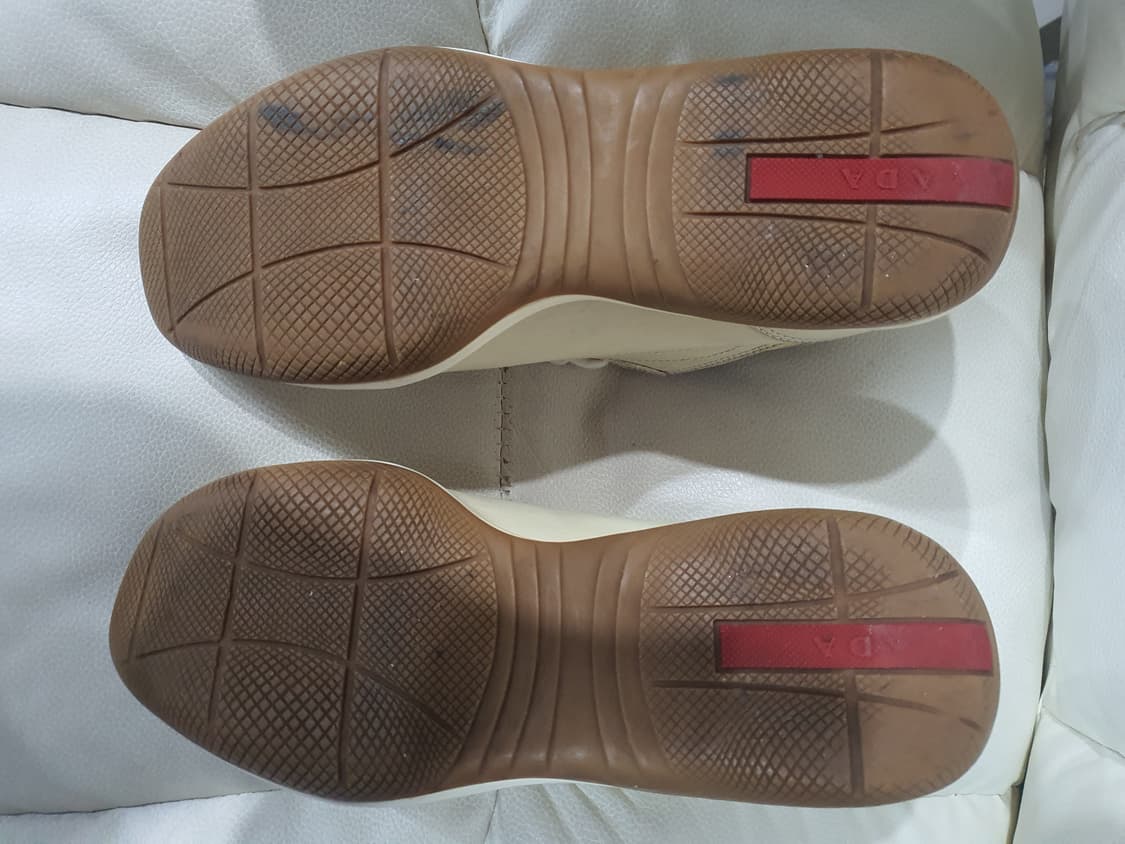 프라다 아이보리색 스니커즈  상품이미지7