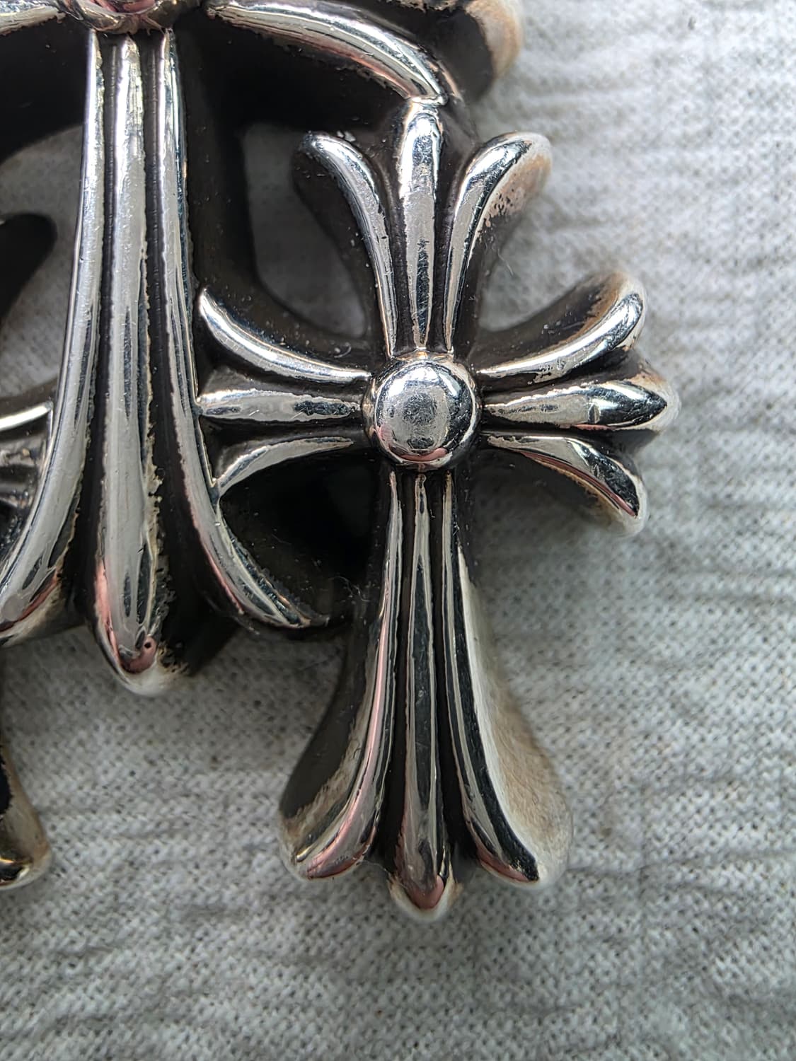 클롬하츠 3ch 트리플 크로스 펜던트 판매합니다 상품이미지3