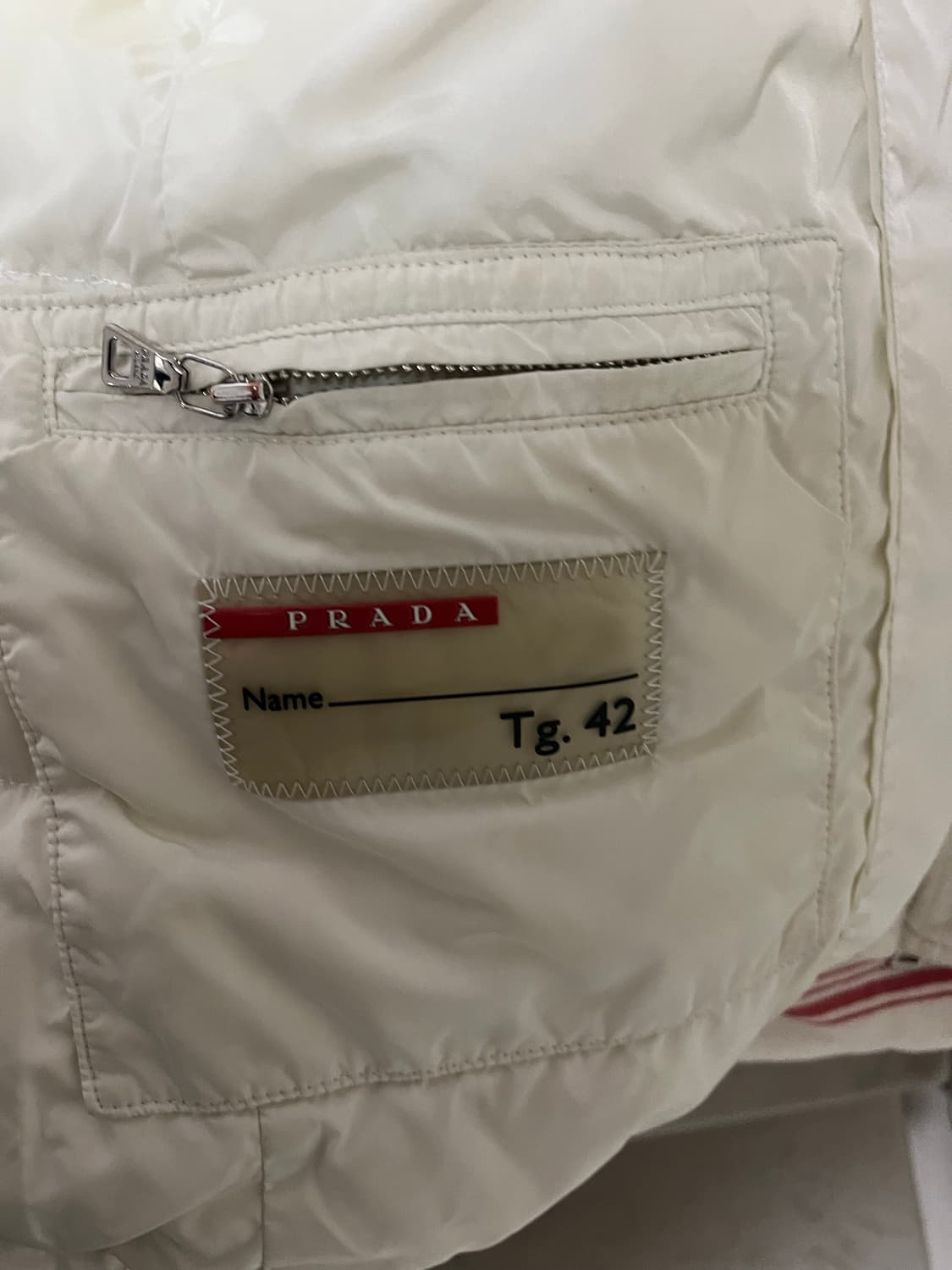 프라다 여성 폭스퍼 패딩 화이트 42 상품이미지4
