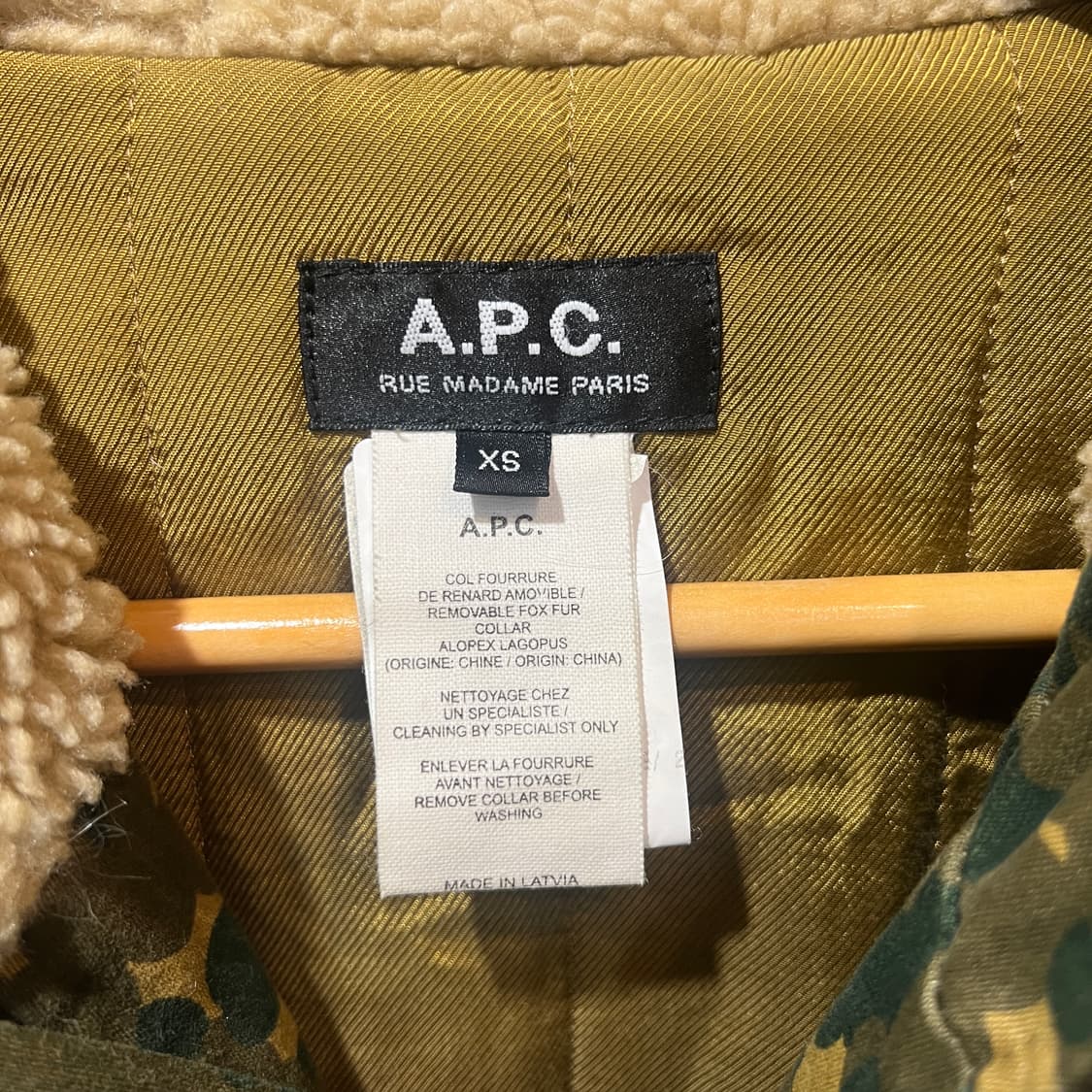 APC 카모 퍼 후드 야상 점퍼 상품이미지3