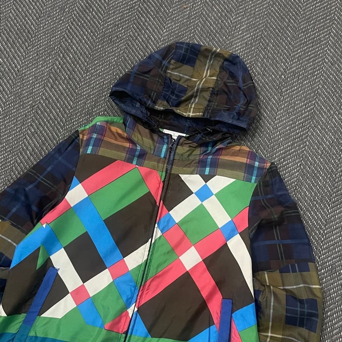 피에르 루이 마시아 패턴 바람막이 v0296 상품이미지3