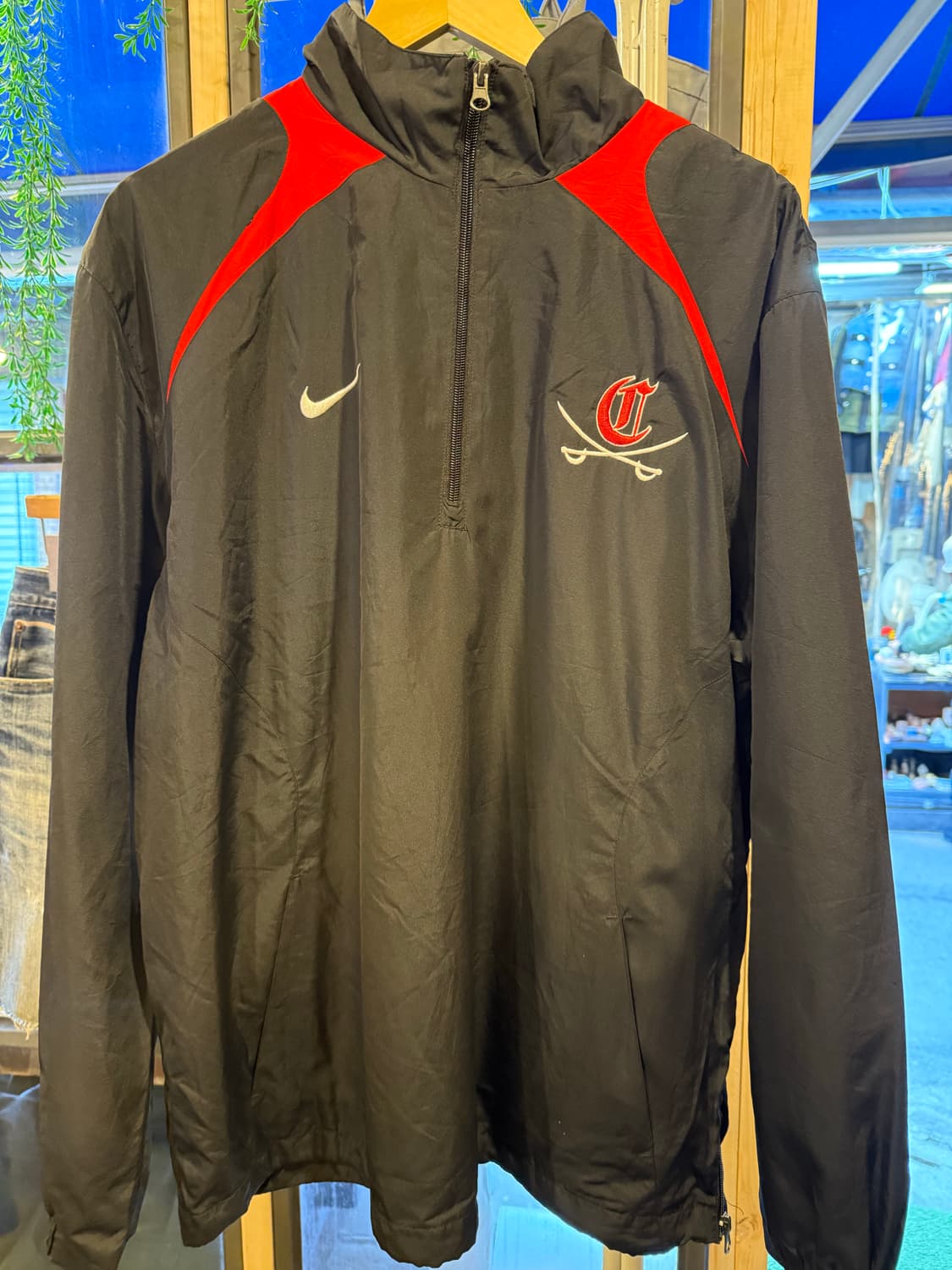 나이키 검빨 아노락 상품이미지1