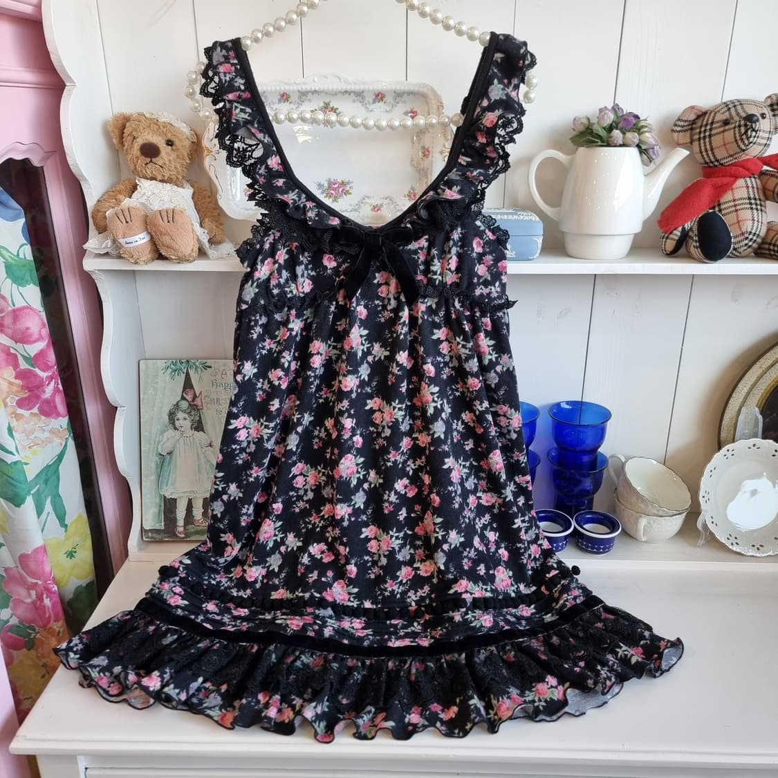 TRALALA(트랄라) 블랙 로즈 레이스 프릴 원피스 상품이미지4